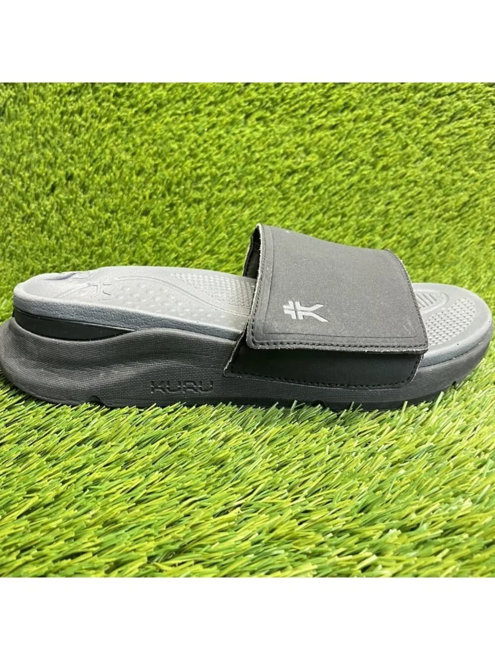 Kuru Moment Mens Size 9 Black Gray Beach Walking Outdoor Slip On Slide Sandals